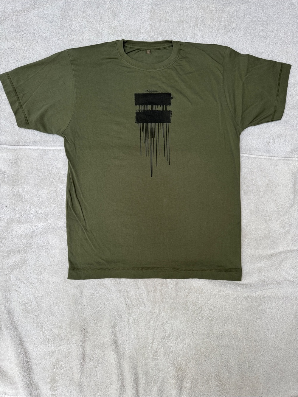 Men’s Large Olive Green U2 concert tee in outstanding condition